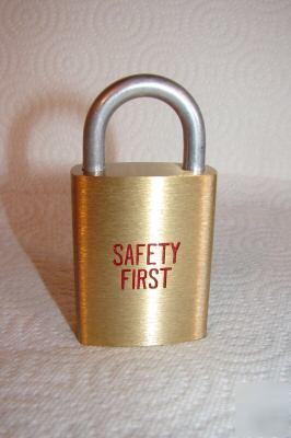 New best lock padlock / best core / safety first logo