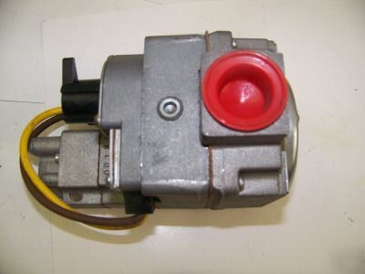 New white rogers 36C74 431 combination gas valve hvac 