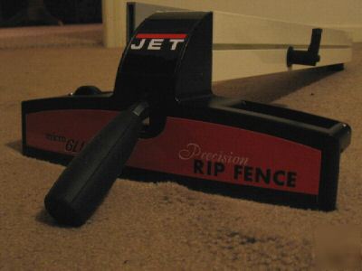 Micro glide fence system for jet super saw