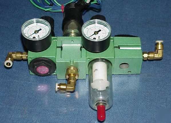 Neumatic electric, valves, filter, regulator combo