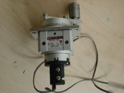 Smc MDSUB3-180S rotary actuator =