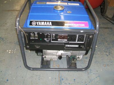 Yamaha YG4000D premium dual voltage generator-- 