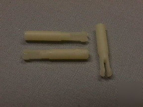 500 nylon snap-in guide pins 19 mm long x 3.2MM dia.