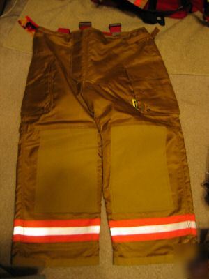 New securitex turn out / bunker gear pants 44X28