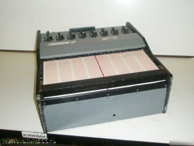 Astro-med dash 8 8-channel chart recorder