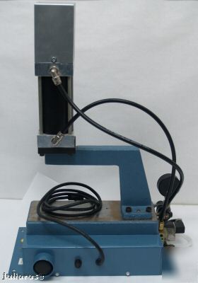 Janesville tool a-1066 pneumatic assembly press 660LBS.