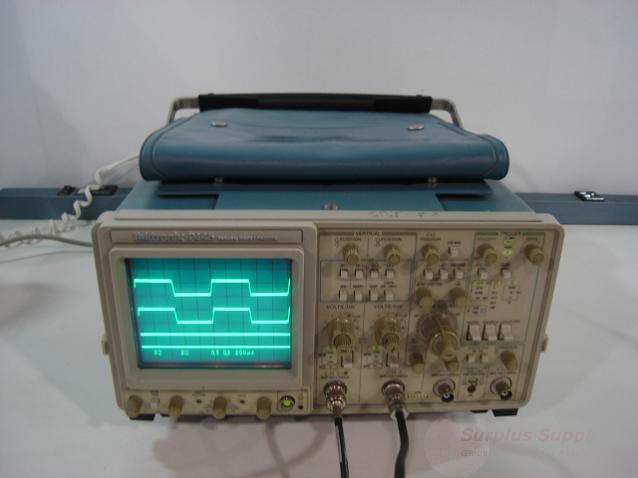 Tektronix 2445 4 ch 150 mhz oscilloscope