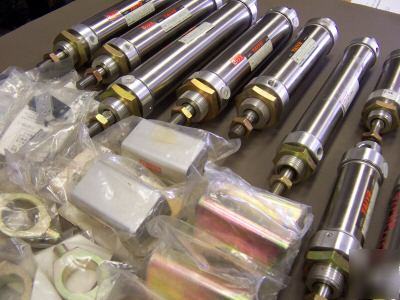 New misc. taiyo cylinders, brackets and trunions ~ ~