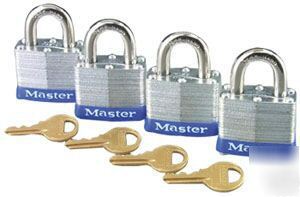 Set of 5 no.3 keyed alike master lock padlocks