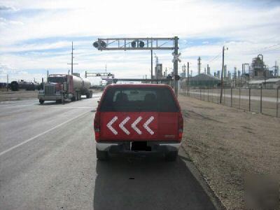 Led directional safety blanket (road side & emergency)