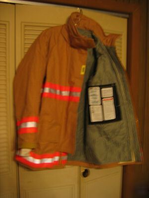 New securitex turn out / bunker gear coat 38 chest