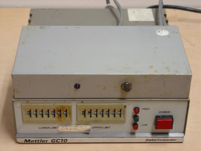 Mettler GC10 digital comparator