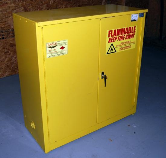 Eagle model 1930 flammable liquids fire safety cabinet