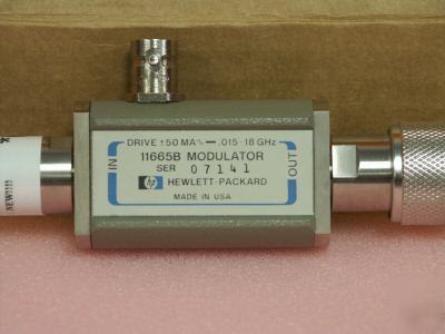 Hp 11665B modulator for and powered by 8755 analyzers.
