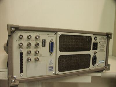 Tektronix RTD710 programmable waveform digitizer.100MHZ