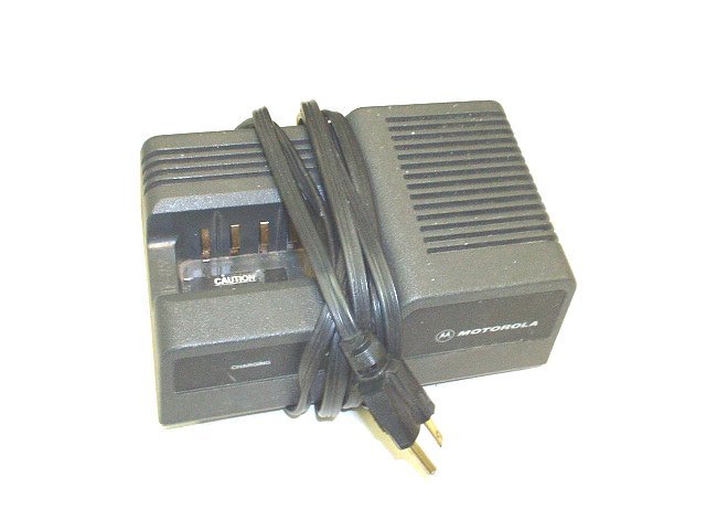 Motorola battery charger for HT600/MTX800/MTX900/MT1000