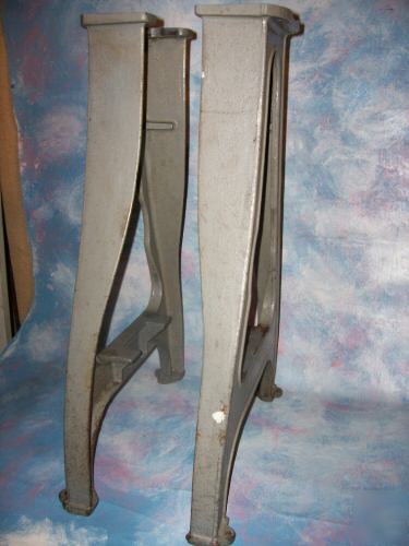 Delta rockwell cast iron leg set, wood lathe,woodlathe