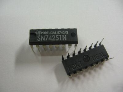 25PCS p/n SN74251N ; integrated circuit dip-16