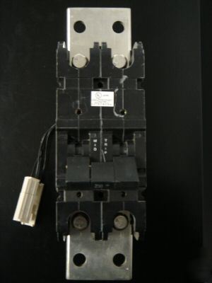 Heinemann 250A dc circuit breaker, GJ1P-Z120-9W