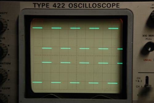Tektronix 422 oscilloscope w/manual, pwr cord & probes