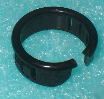  8 black plastic 1 inch hole bushing - heyco #2878