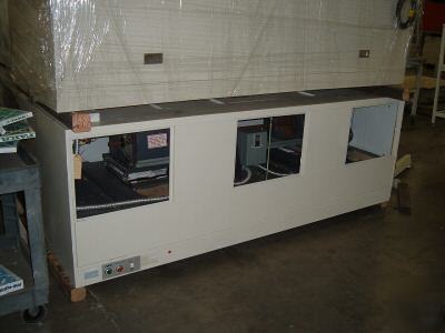 Remanufactured LV8-30 vert. laminar flowhood 110V