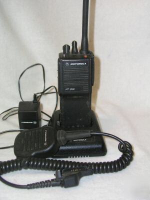 Motorola ht 1000 vhf 16 chl with charger police fire 