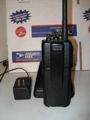 Motorola radius SP50 uhf 10 ch racing police radios 