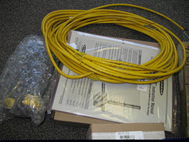 Banner micro-screen light curtains machine safety 32