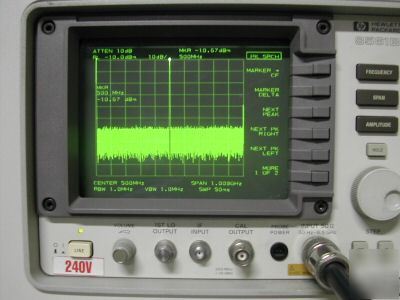 Hp 8662A with option 001 high performance signal source