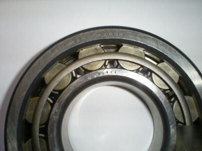 Skf NU312 single row cylindrical bearing - large 