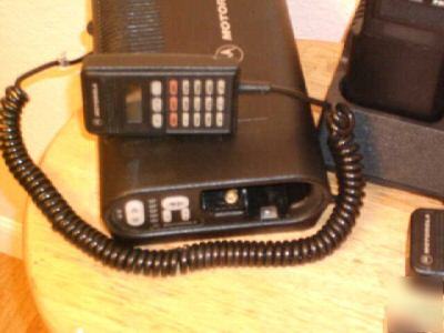 Motorola saber iii uhf radio package