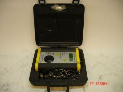 Yokogawa ga 500 gas analyzer w/ case