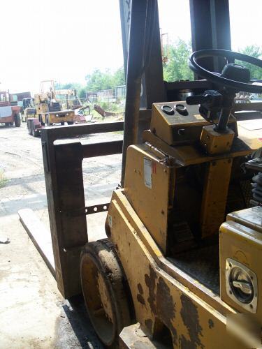 Royal t- 400 fork lift / lift truck