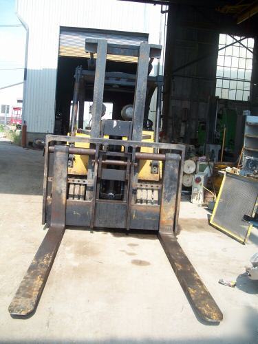 Royal t- 400 fork lift / lift truck