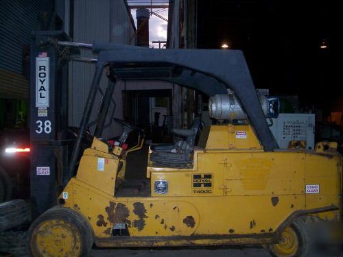 Royal t- 400 fork lift / lift truck