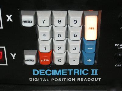 Bausch & lomb 2-axis decimetric ii for j&l comparators