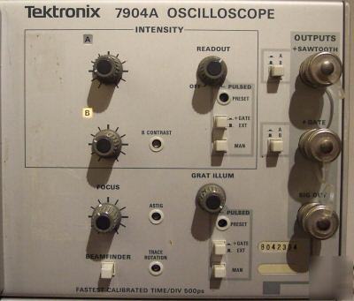 Tektronix 7904A 500MHZ oscilloscope w/ plug-in modules