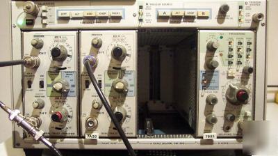 Tektronix 7904A 500MHZ oscilloscope w/ plug-in modules