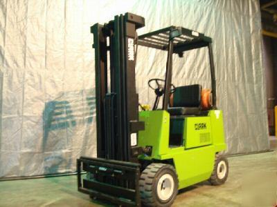 1998 clark 3,000 lb fork lift pneumatic tires 3000#