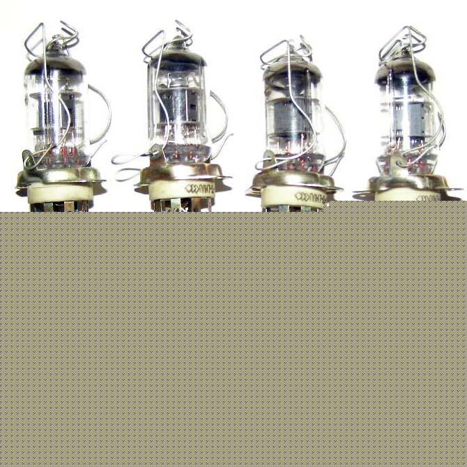 8 x 6J1P tubes + 8 x soxkets with retainers.