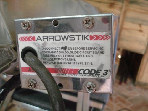 Arrowstik code 3 police, trafic, emergency light bar 