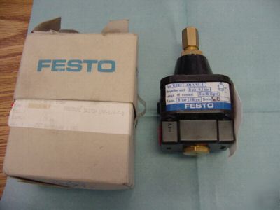 Festo model: lrn-1/4F-b, type 13232 pressure switch. <r