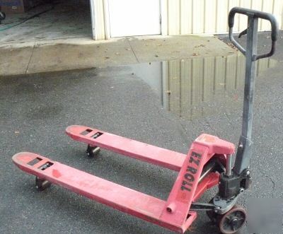 Ez-roll pallet jack 5500LB cap. rarely used, 27