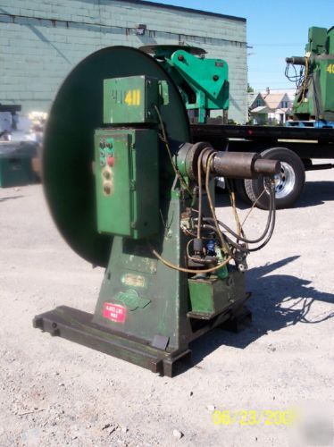 Littell model 40-24 coil centering reel 4000 lbs.