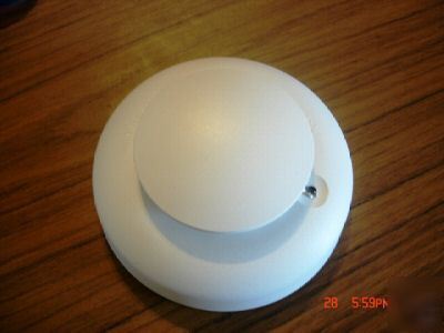 New - sentrol esl-541C automatic smoke detector