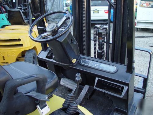 Yale 5,000 lbs diesel forklift fork lift