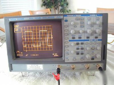 Lecroy 9310M 300 mhz dual channel oscilloscope 