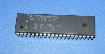 Cpu SCN8032HCCN40 sig vintage 40-pin plastic 8032H