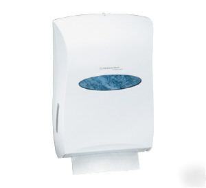 New kimberly clark series paper towel dispenser 1 of 4